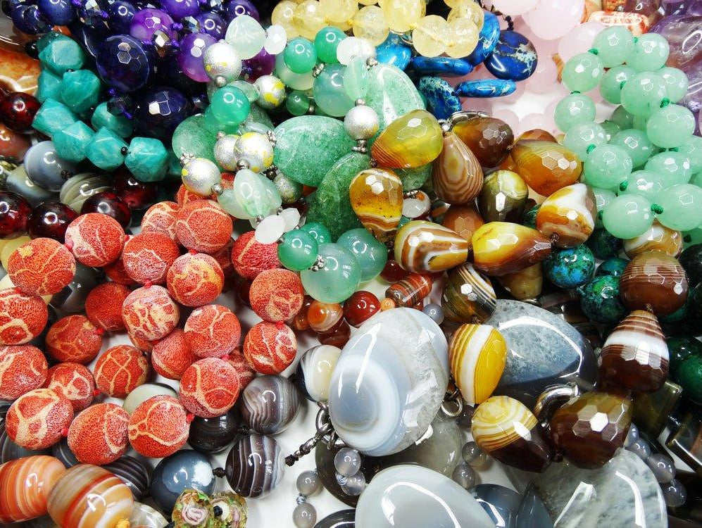 5 Jeweling Mistakes to Avoid When Handling Gemstone Beads - The Bead Traders