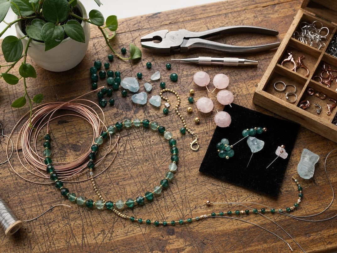 Fresh Ways To Use Emerald Beads for Jewelry Making - The Bead Traders