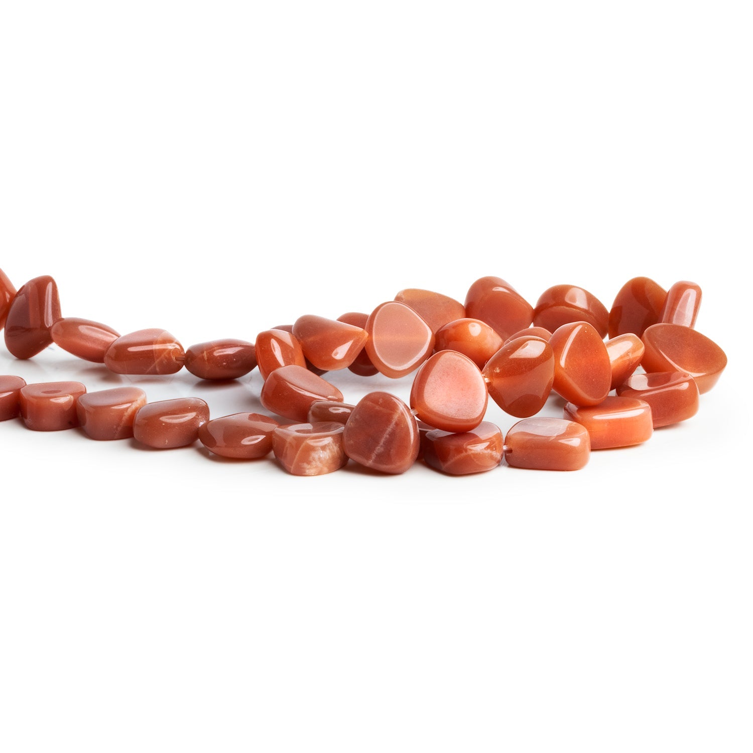 9 - 17mm Peach Moonstone Plain Hearts 14 inch 31 beads - The Bead Traders