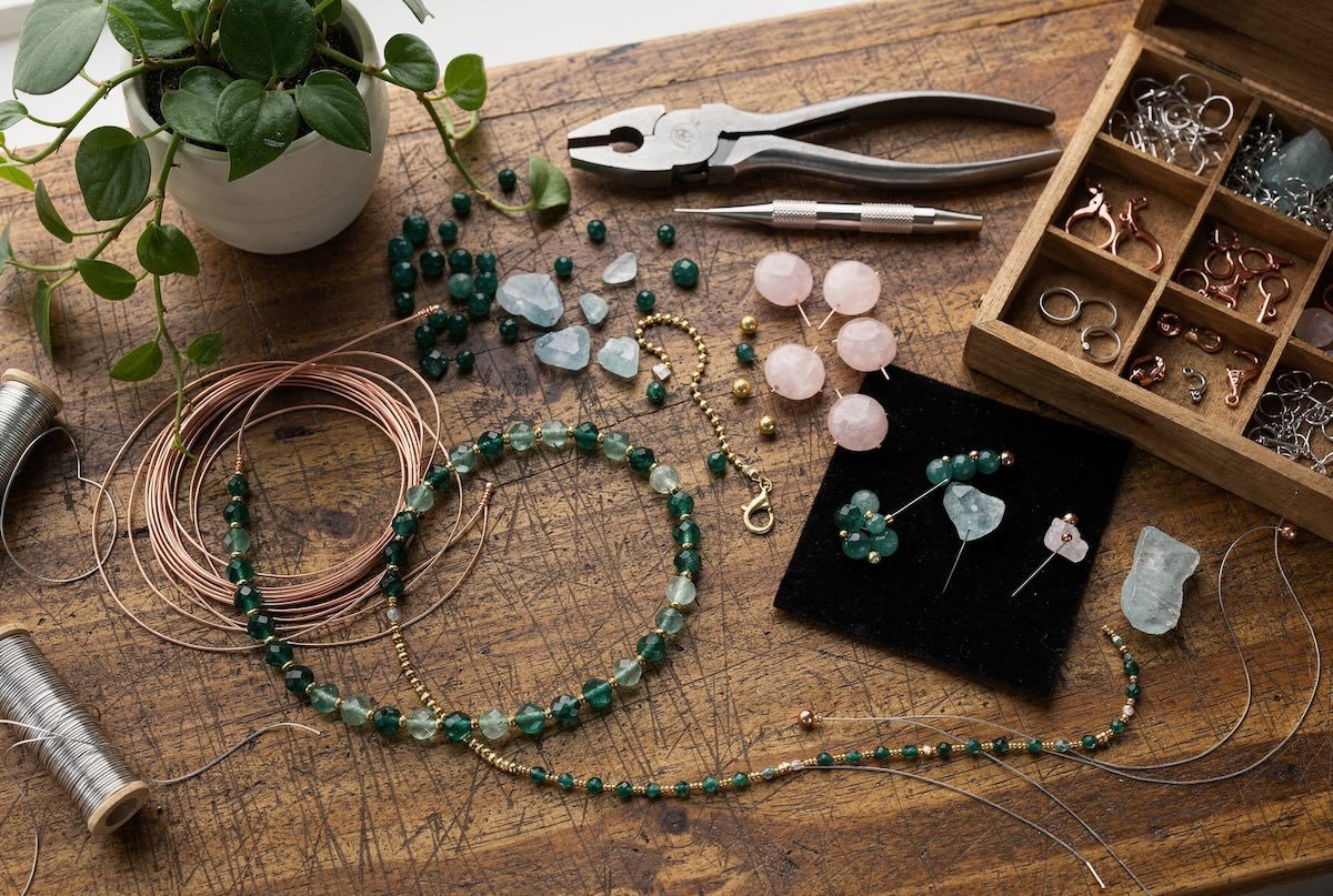 Fresh Ways To Use Emerald Beads for Jewelry Making - The Bead Traders