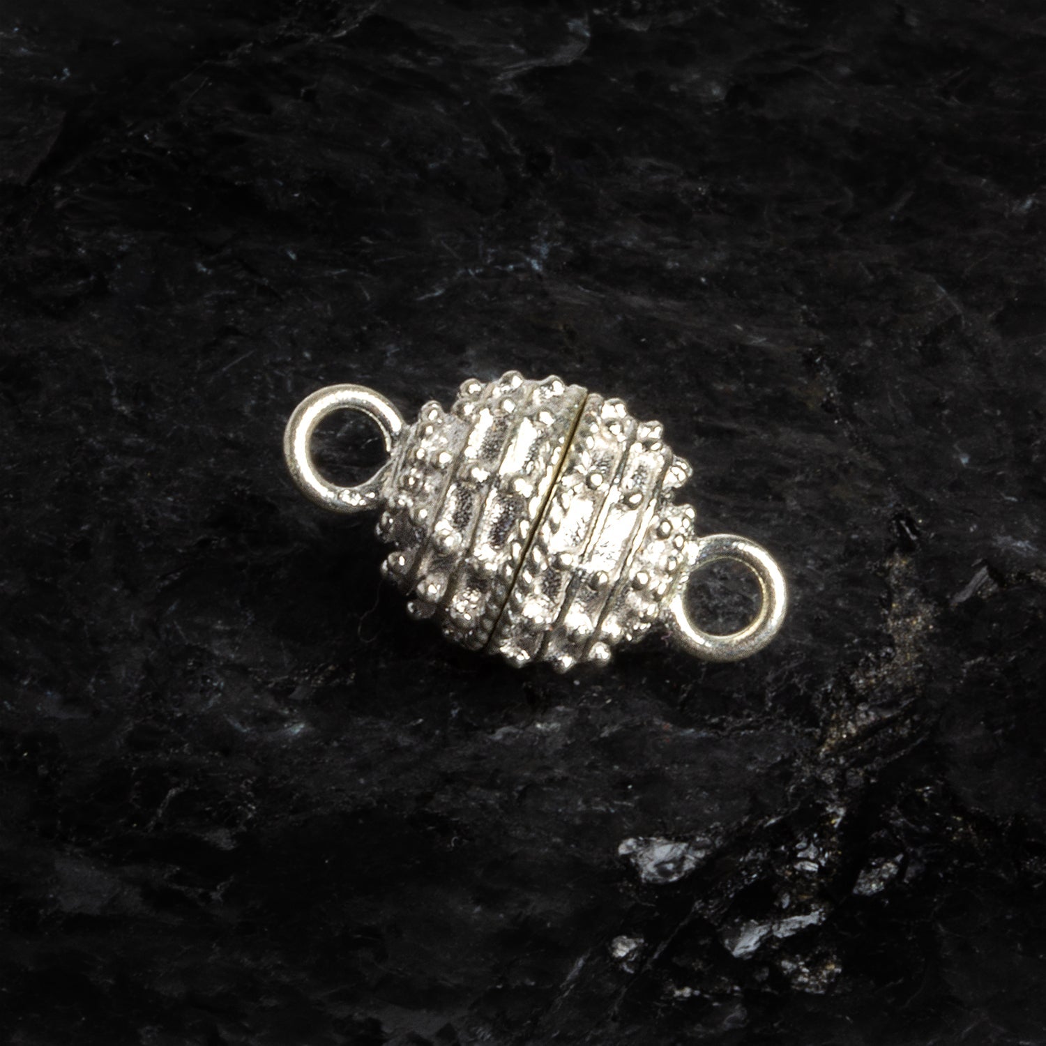 19x10mm Silver Plated Copper Beehive Magnetic Clasp 1 Bead - The Bead Traders