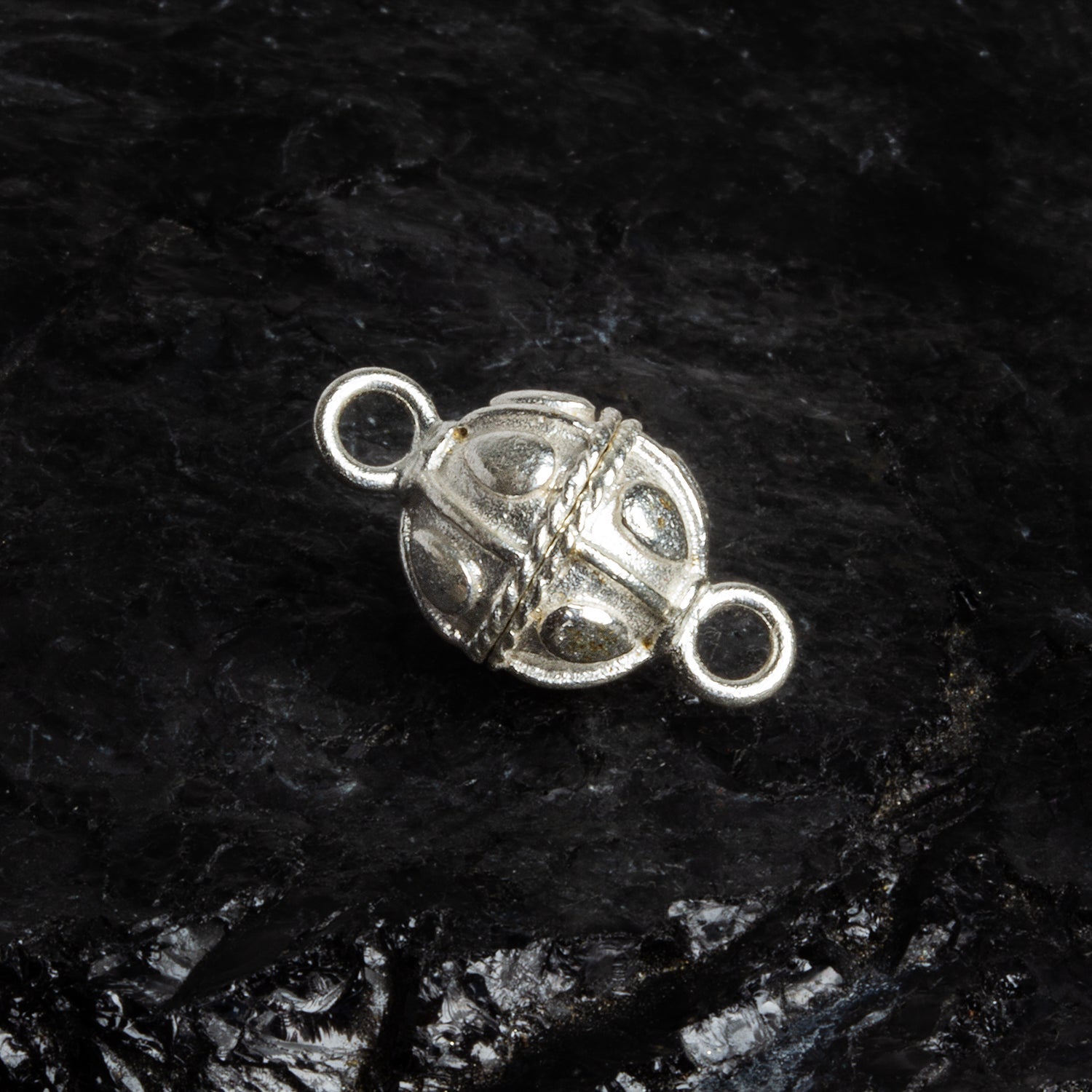 19x10mm Silver Plated Copper Pear Magnetic Clasp 1 Bead - The Bead Traders