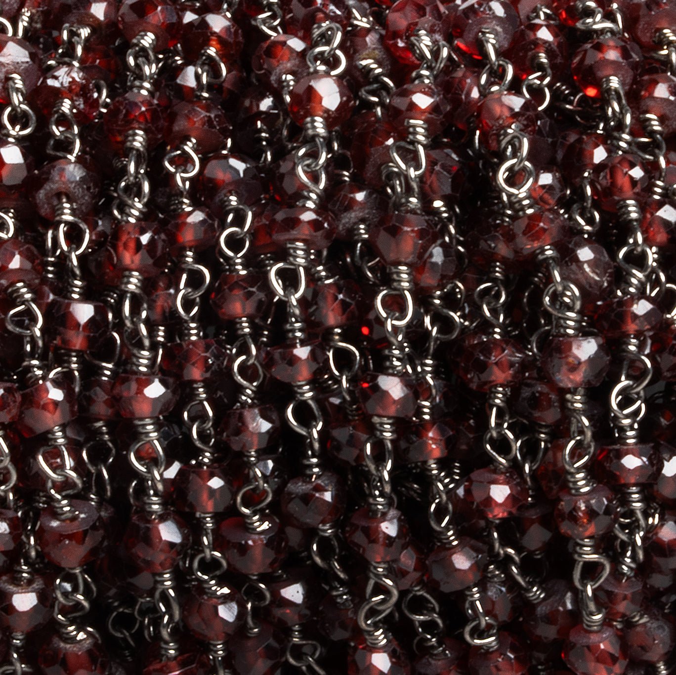 4mm Mozambique Garnet Rondelle Black Gold Chain 40 beads - The Bead Traders