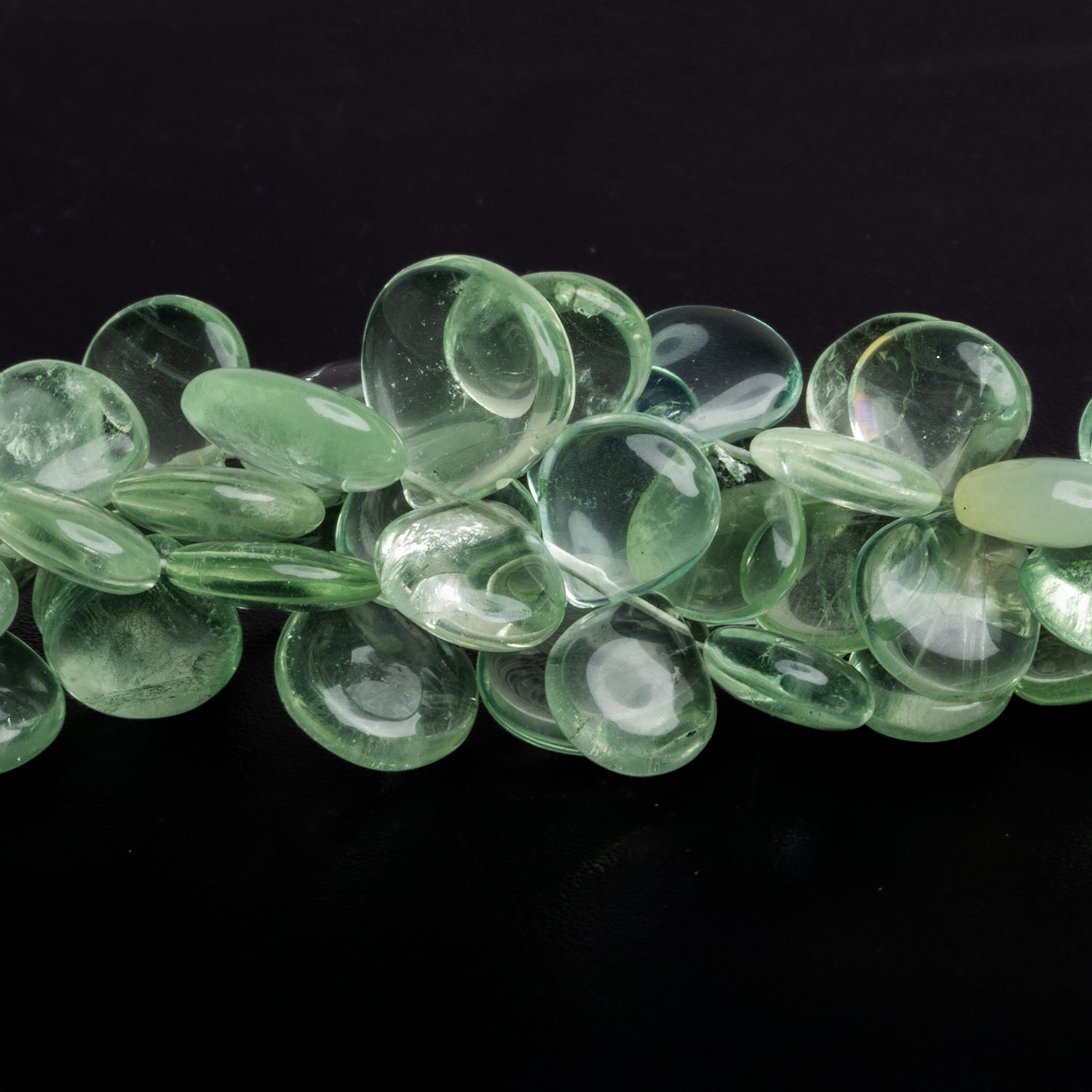 8 - 13mm Fluorite Plain Hearts 8 inch 37 beads - The Bead Traders