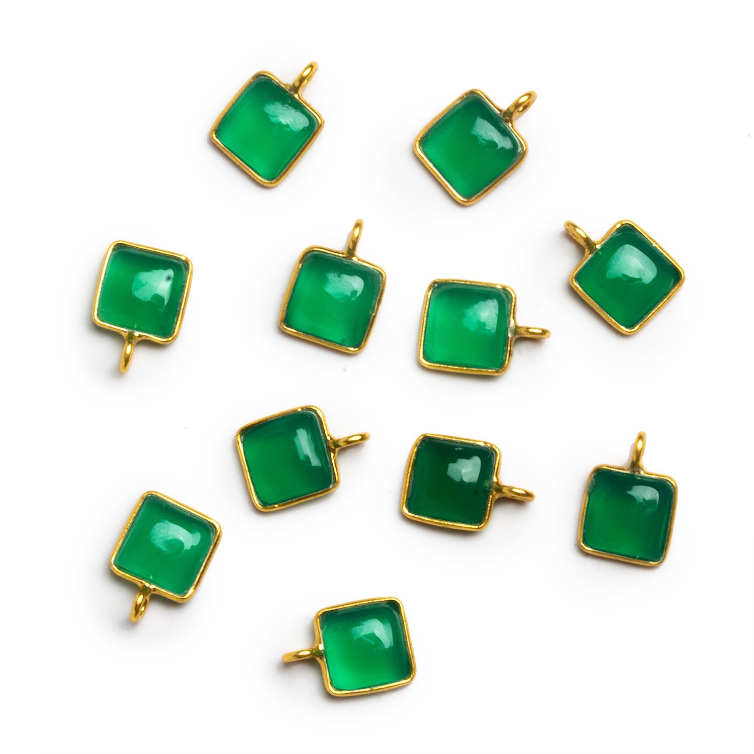 8mm Vermeil Bezeled Green Onyx Square Pendant 1 Bead - The Bead Traders