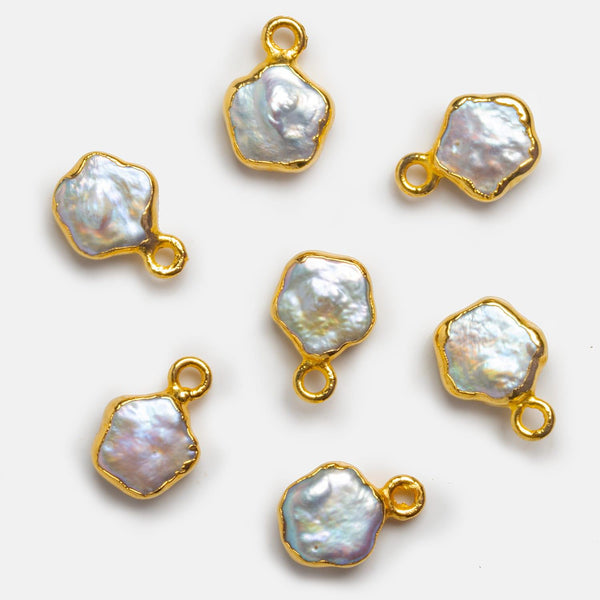 14x10mm Gold Leafed Star Pearl Pendant 1 Piece