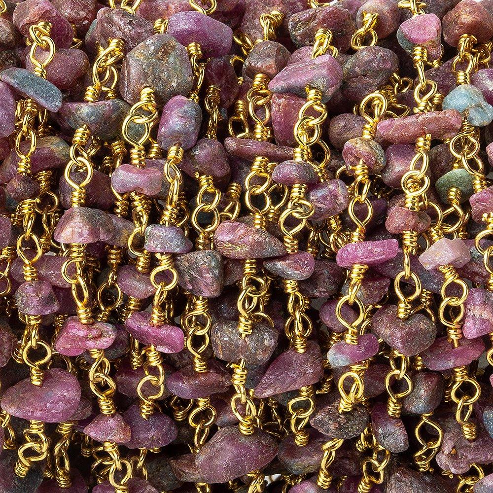 6x5-8x4mm Matte Ruby in Zoisite Chips Gold plated Chain by the foot 34 pieces - The Bead Traders