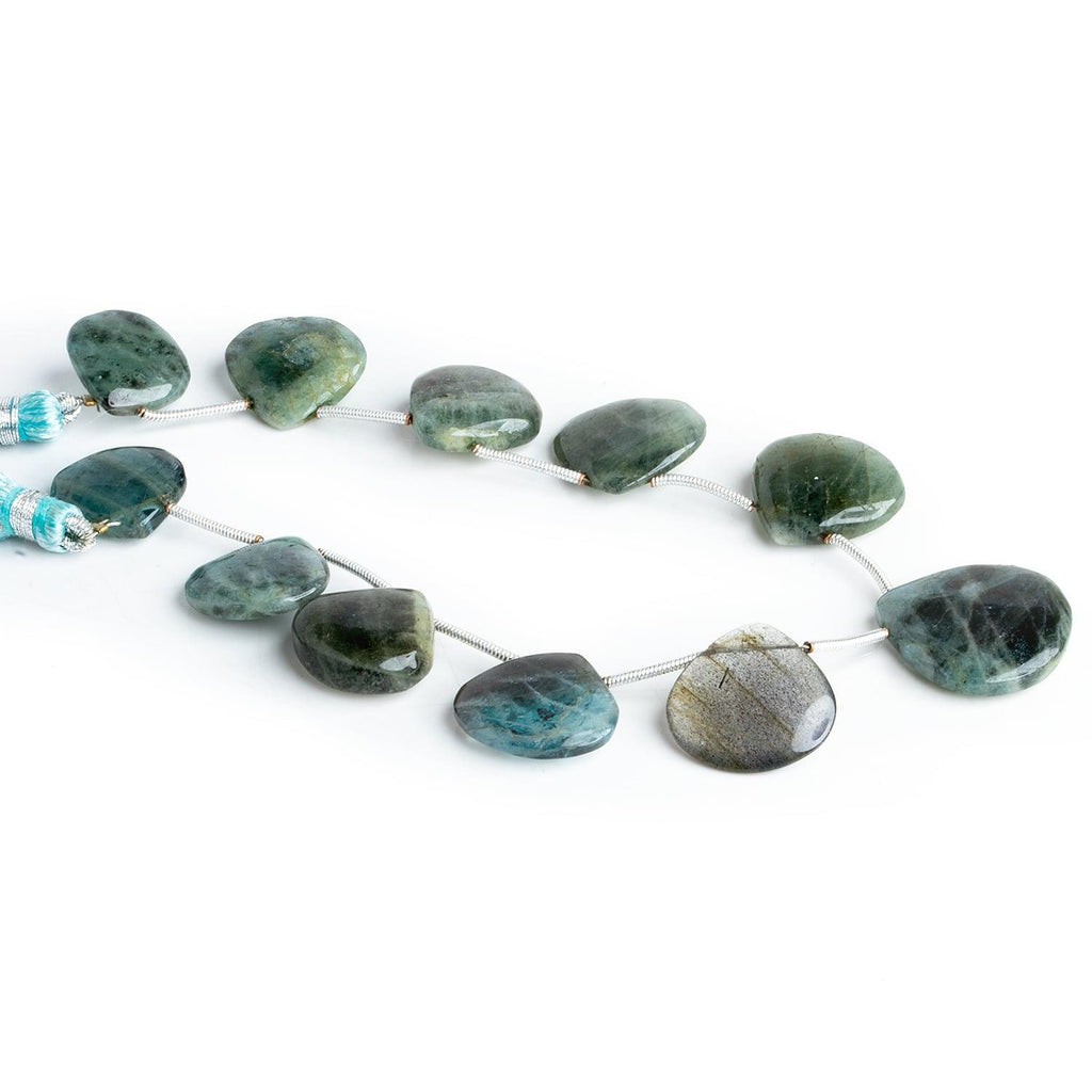 Moss Aquamarine Plain Hearts 8 inch 11 beads - The Bead Traders